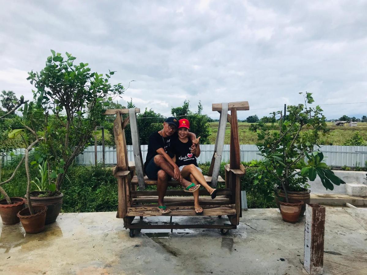 Solarcell Private Homestay - โซล่าเซลล์ไพรเวทโฮมสเตย์ Uthai Thani Esterno foto