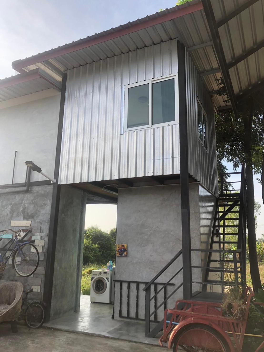 Solarcell Private Homestay - โซล่าเซลล์ไพรเวทโฮมสเตย์ Uthai Thani Esterno foto