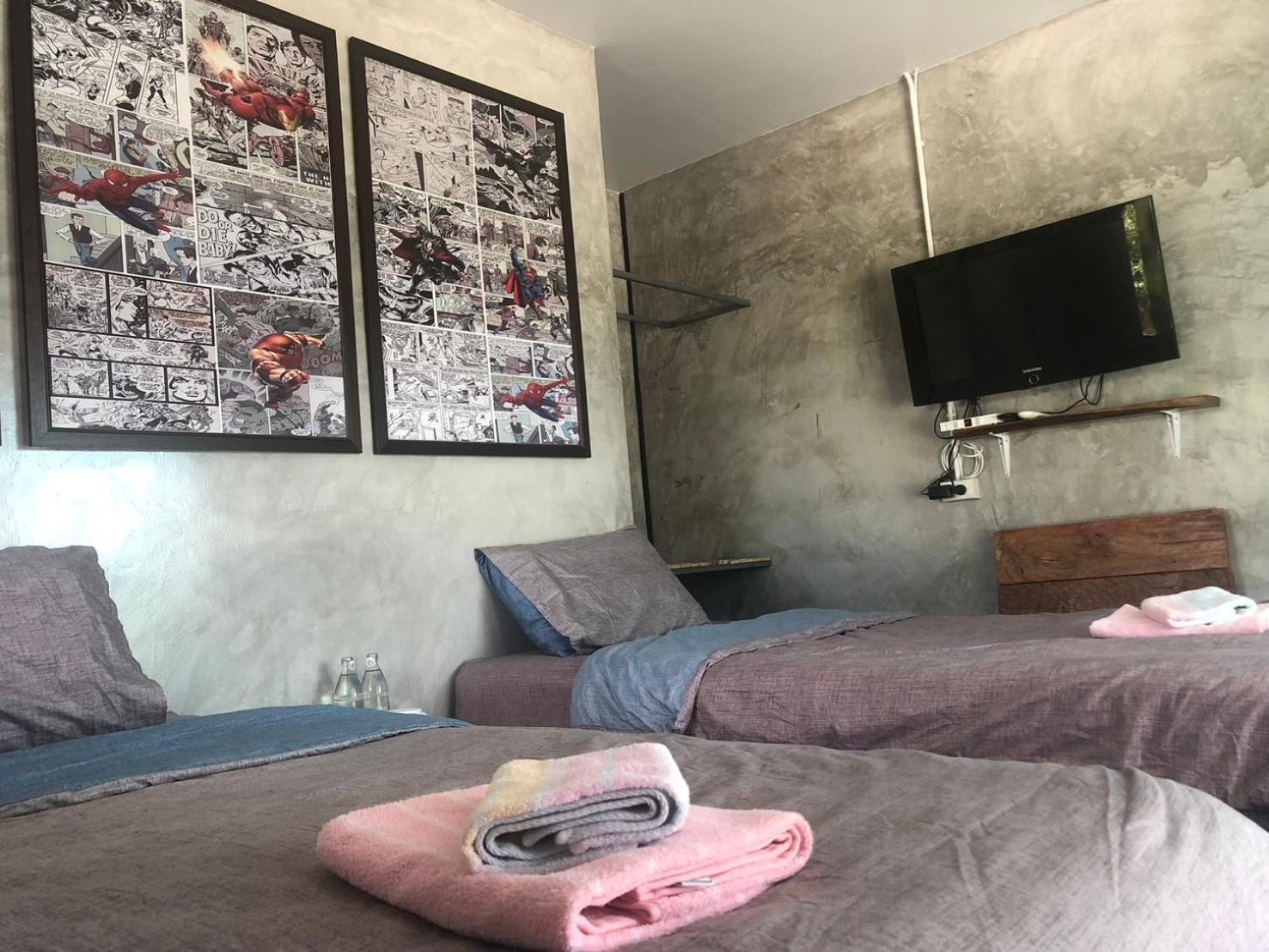 Solarcell Private Homestay - โซล่าเซลล์ไพรเวทโฮมสเตย์ Uthai Thani Esterno foto